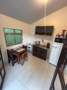 Kuchyň nebo kuchyňský kout v ubytování Verde Mar Ilha Grande + 10 fotografií