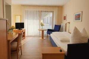 TV/trung tâm giải trí tại Hotel Rheinland