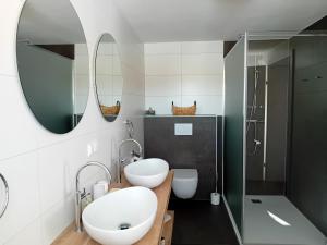 O baie la Pension Polsterrinne