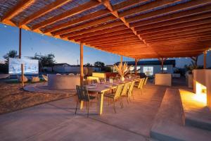 Foto sihtkohas Joshua Tree asuva majutusasutuse Moonstone Bungalow By The Cohost Company galeriist