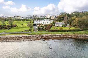 Fotografie z fotogalerie ubytování Glencairn by Escape Ordinary v destinaci Larne