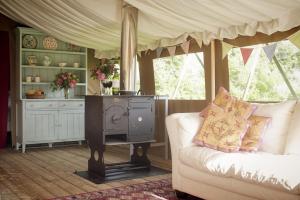 Et opholdsområde på 2 Bed in West Hill oc-d33968 + 3 billeder