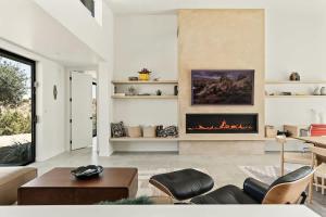 Posezení v ubytování Whistling Rock By The Cohost Company