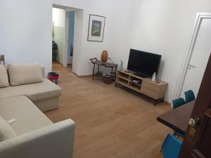 TV a/nebo společenská místnost v ubytování Casa vacanze Sulmona centro
