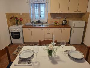 Η κουζίνα ή μικρή κουζίνα στο TiM +4 φωτογραφίες