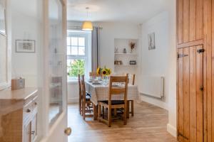 Et opholdsområde på 3 Bed in Holcombe oc-m32739