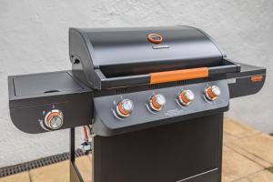 Grillfaciliteterne i feriehuset som gæsterne kan bruge