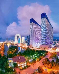Nespecifikovaný výhled na destinaci Batumi nebo výhled na město při pohledu z apartmánu