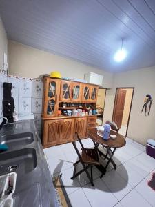 Kuchyň nebo kuchyňský kout v ubytování Casa Rural em Curuçá