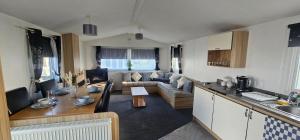 Kuchyň nebo kuchyňský kout v ubytování Terri Towers