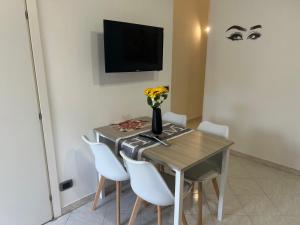 Μια τηλεόραση ή/και κέντρο ψυχαγωγίας στο Panorama Home +20 φωτογραφίες