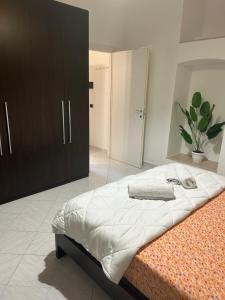 Ένα ή περισσότερα κρεβάτια σε δωμάτιο στο Panorama Home