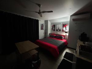 Postel nebo postele na pokoji v ubytování BUNGALOW 9 Le BUNGALOW DOUCEUR + 17 fotografií