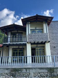 Budova, kde se prázdninový dům nachází