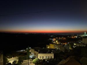 Photo de la galerie de l'établissement شقة للأيجار في عجلون راس منيف, à Ajloun