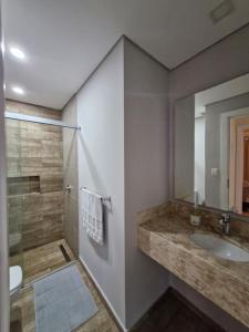 Koupelna v ubytování Edificio Ágora Villamorra Ensueño