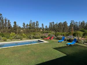 Πισίνα στο ή κοντά στο Casa Familiar Santo Domingo