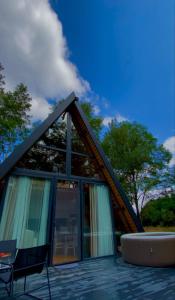 Το κτήριο όπου στεγάζεται  ο ξενώνας