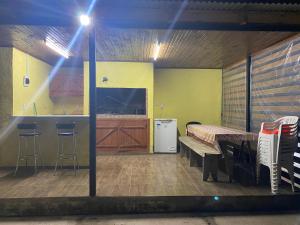 Η κουζίνα ή μικρή κουζίνα στο Favale +4 φωτογραφίες