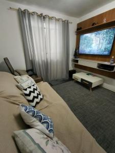 Μια τηλεόραση ή/και κέντρο ψυχαγωγίας στο AP do Vale em Blumenau