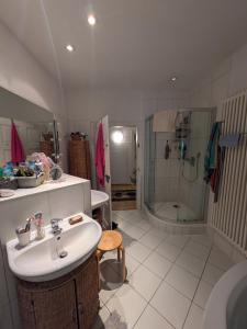 Koupelna v ubytování Einzelzimmer mit Altbau Charme