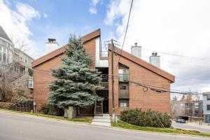 Hoone, kus puhkemaja asub