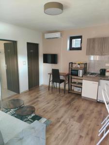 Fotografie z fotogalerie ubytování Lipa v destinaci Lipovac