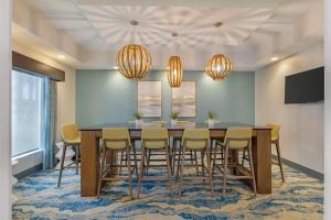 Μια τηλεόραση ή/και κέντρο ψυχαγωγίας στο Best Western Wesley Chapel