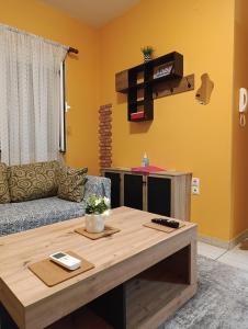 Χώρος καθιστικού στο Πλάτανος Στούντιο ΙΙΙ PLATANOS STUDIO III