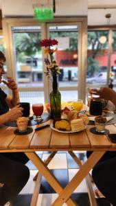 Jídlo v apartmánu nebo okolí + 9 fotografií