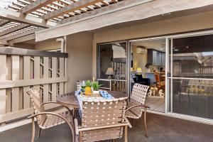 Ban công/sân hiên tại Oceanfront & ac! ks d9 - Sullivan Properties