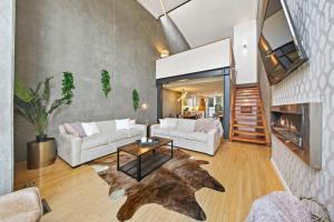 Un lugar para sentarse en New York Style Penthouse in the heart of the city 20 fotos más