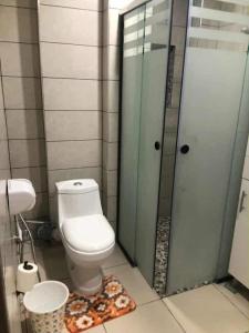 Ένα μπάνιο στο Roche -Marine -Bougie