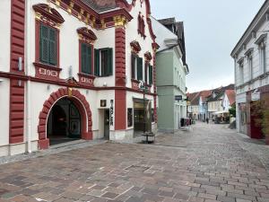 Зображення з фотогалереї помешкання Mitten in der Altstadt und der Thermenregion, neu und ruhig у місті Гартберґ