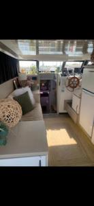 Posezení v ubytování Le carpe diem bateau chauffe toute l'année