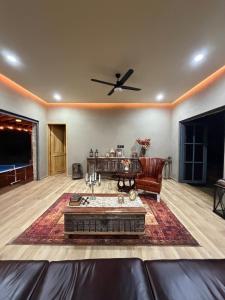 Khu vực ghế ngồi tại Cabaña Rincón de Piedra