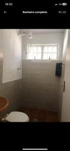 Et badeværelse på Cantinho da Paz 2 + 8 billeder