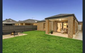 Το κτήριο όπου στεγάζεται  η παραθεριστική κατοικία