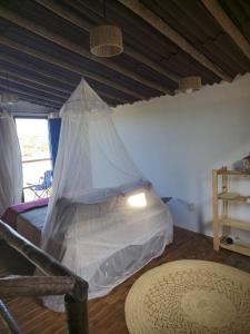 Ένα ή περισσότερα κρεβάτια σε δωμάτιο στο boulervard rustic loft