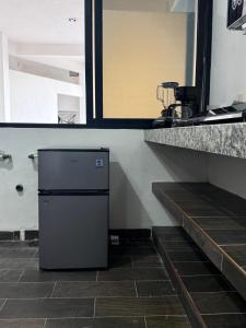 Η κουζίνα ή μικρή κουζίνα στο La Lomita Suite #2 climatizada