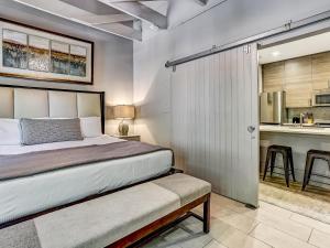 Ліжко або ліжка в номері Parker's Collection - 6 Bedroom