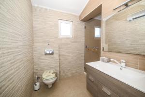 Kúpeľňa v ubytovaní Holiday Home Chester with Heated Pool
