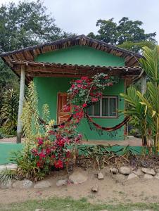 Un jardín fuera de Chalé Suíte Renascer das Águas