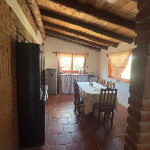 Η κουζίνα ή μικρή κουζίνα στο Cabaña Milagros