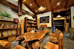Χώρος καθιστικού στο Xiangxi Dreamweaver Inn Tianmen Mountain National Forest Park Store