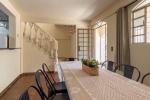 Μια τηλεόραση ή/και κέντρο ψυχαγωγίας στο Casa 6 Quartos em Contagem - Ótima para Grandes Grupos