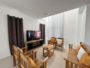 TV a/nebo společenská místnost v ubytování Villa Amore