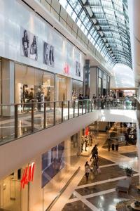 Φωτογραφία από το άλμπουμ του SUNNY STUDY ROOM ATTACHED IN SPACIOUS PRIATE ROOM Eastwood στο Σίδνεϊ