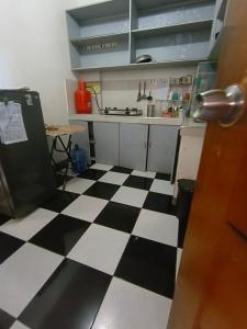 Η κουζίνα ή μικρή κουζίνα στο Renz transient house