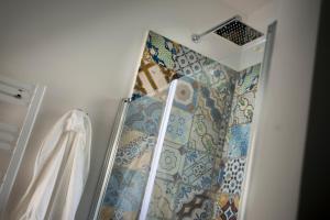 Koupelna v ubytování Trikeles + 51 fotografií